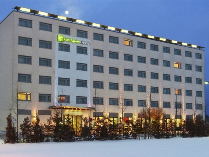 Holiday Inn Express München Messe, an IHG Hotel Feldkirchen  Exterior foto